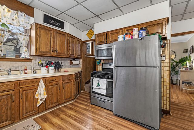 6656 N Oconto Avenue, Chicago, IL 60631