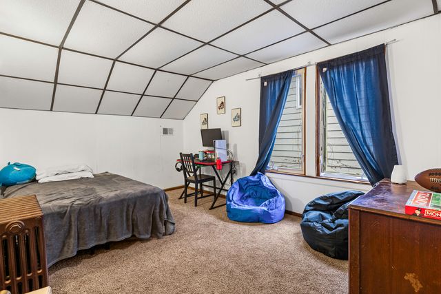 6656 N Oconto Avenue, Chicago, IL 60631