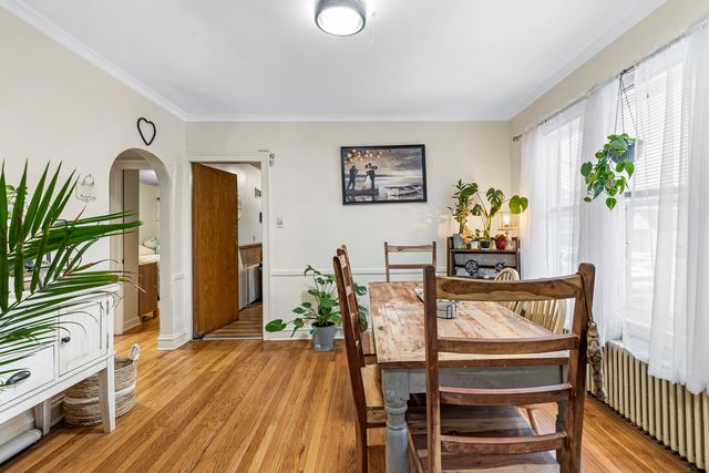 6656 N Oconto Avenue, Chicago, IL 60631