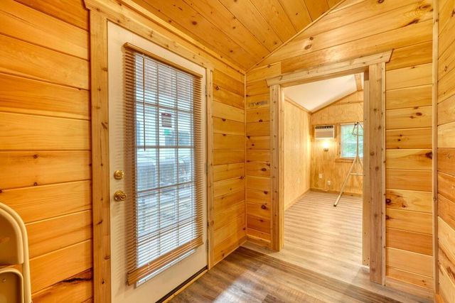 4220 Riverbank Run, Hiawassee, GA 30546