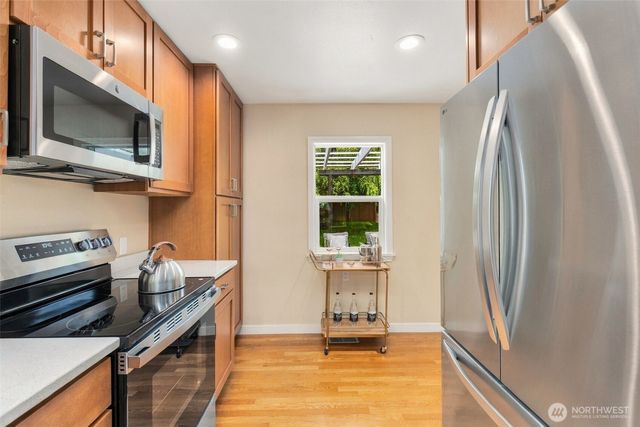 124 6th Avenue, Kirkland, WA 98033
