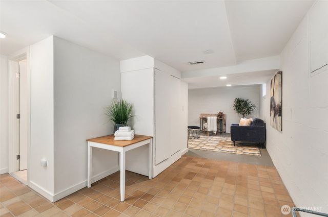 124 6th Avenue, Kirkland, WA 98033
