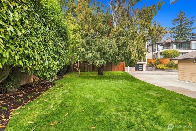 124 6th Avenue, Kirkland, WA 98033