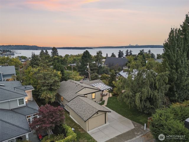 124 6th Avenue, Kirkland, WA 98033