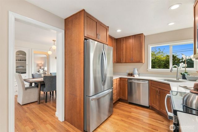 124 6th Avenue, Kirkland, WA 98033