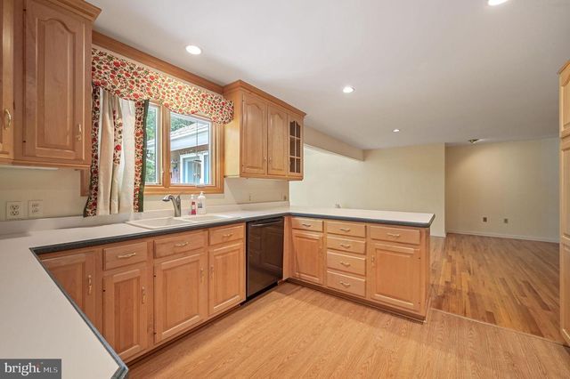 26 WINGED FOOT CT, Dover, DE 19904