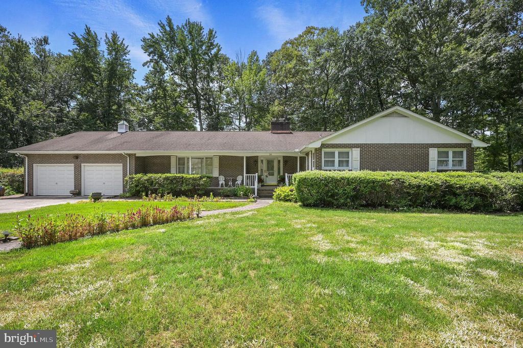 26 WINGED FOOT CT, Dover, DE 19904