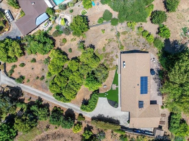 1109 Via La Cuesta, Escondido, CA 92029