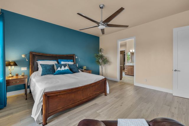 61649 Hosmer Lake Drive, Bend, OR 97702