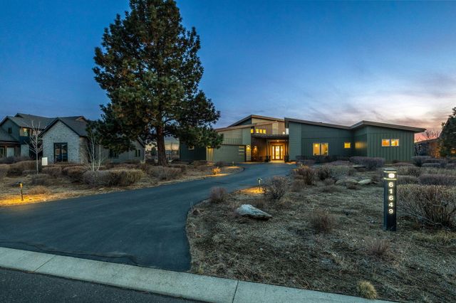 61649 Hosmer Lake Drive, Bend, OR 97702