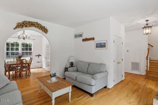 87 Danning Drive, Chapel Hill, NC 27516