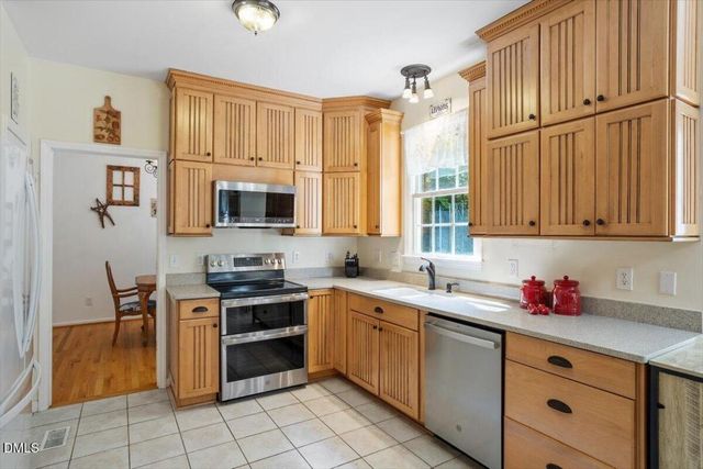 87 Danning Drive, Chapel Hill, NC 27516