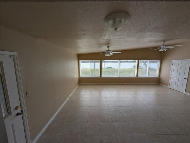 6517 WALTON WAY, Tampa, FL 33610