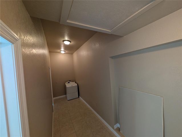 6517 WALTON WAY, Tampa, FL 33610