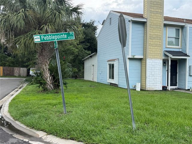 4702 PEBBLEPOINTE PLACE, Tampa, FL 33634