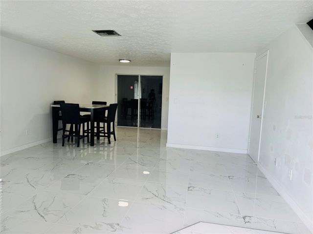 4702 PEBBLEPOINTE PLACE, Tampa, FL 33634