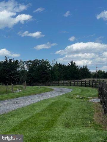 16621 LAPPANS RD, Williamsport, MD 21795