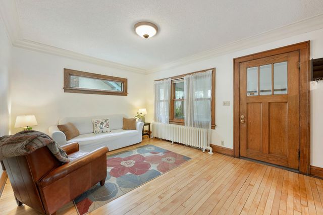 3207 Oliver Avenue N, Minneapolis, MN 55412