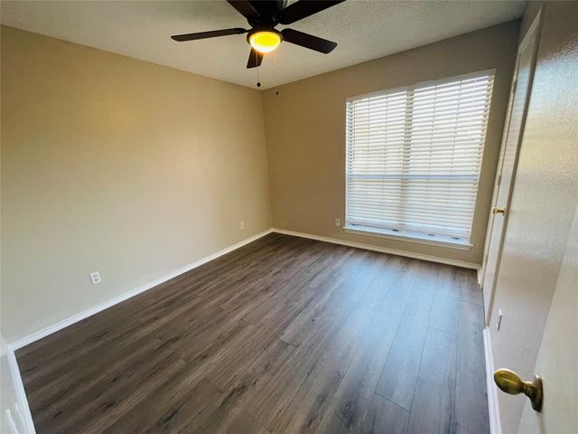 2431 Deer Run, Lewisville, TX 75067