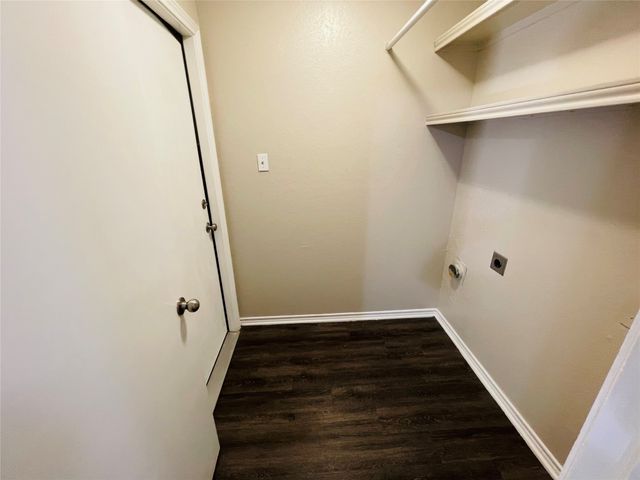 2431 Deer Run, Lewisville, TX 75067