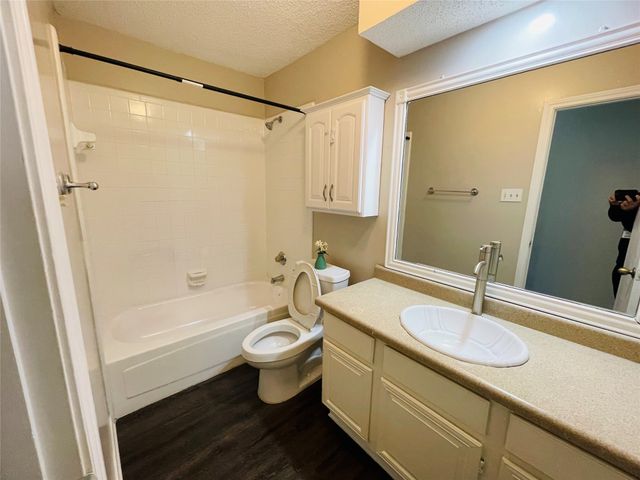 2431 Deer Run, Lewisville, TX 75067