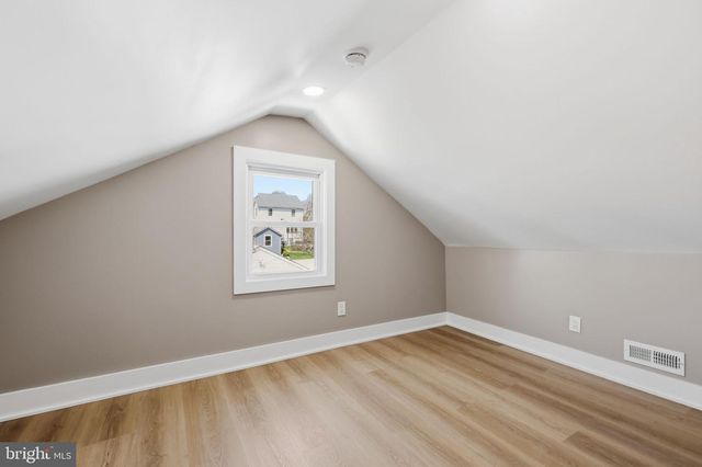 103 CENTER AVE, Willow Grove, PA 19090