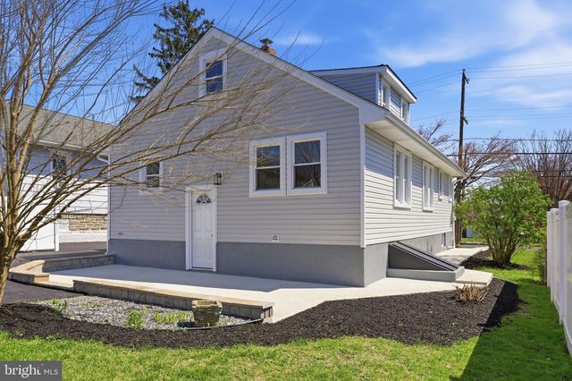 103 CENTER AVE, Willow Grove, PA 19090