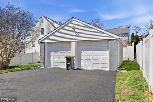 103 CENTER AVE, Willow Grove, PA 19090