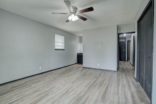 3917 Oakcrest Avenue, Enid, OK 73703