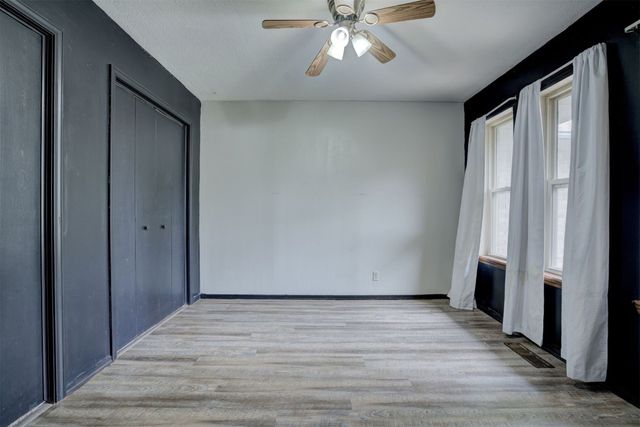 3917 Oakcrest Avenue, Enid, OK 73703