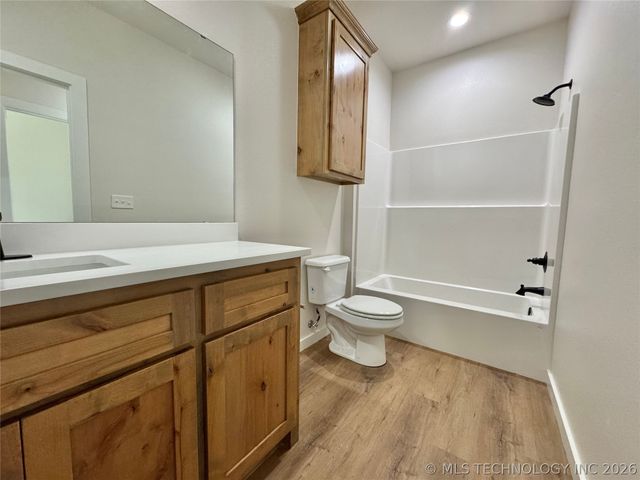 824 E Harlan Drive, Tahlequah, OK 74464