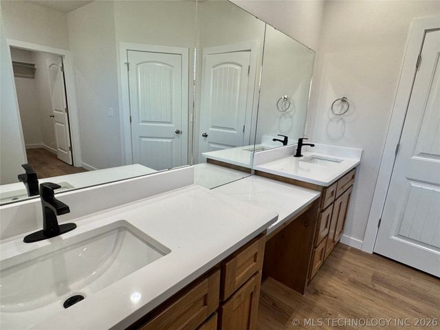 824 E Harlan Drive, Tahlequah, OK 74464