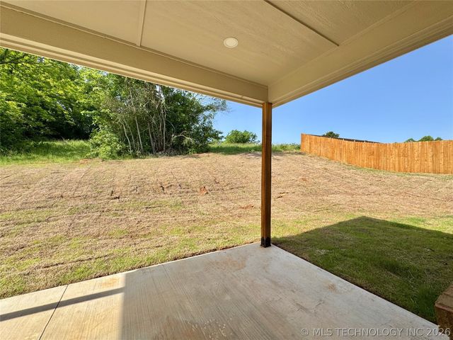 824 E Harlan Drive, Tahlequah, OK 74464