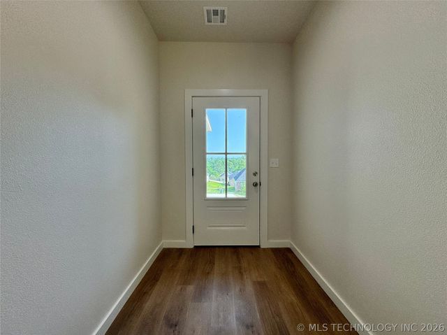 824 E Harlan Drive, Tahlequah, OK 74464