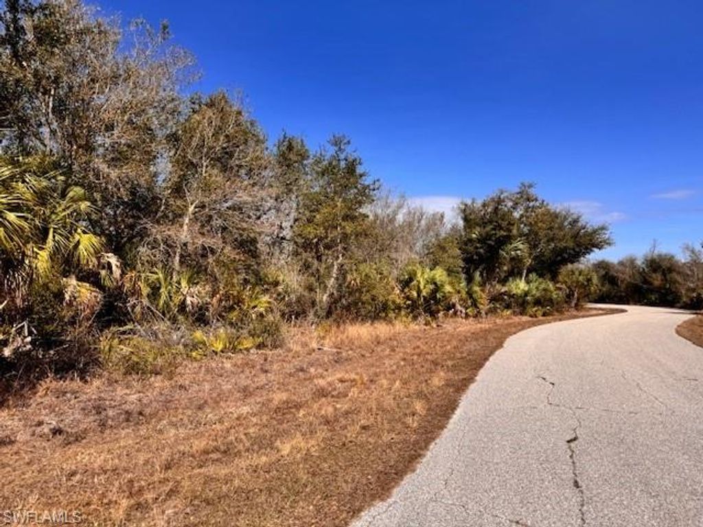 7258 Freeberg CIR, PORT CHARLOTTE, FL 33981 — photo 3