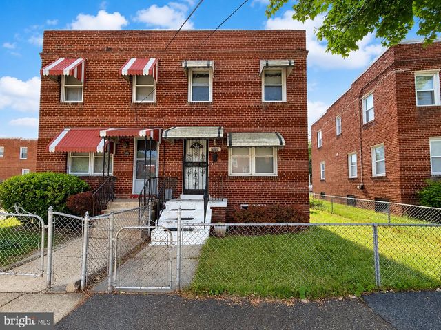 3229 12TH PL SE, Washington, DC 20032