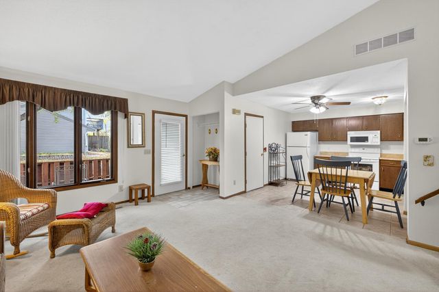 1763 3rd Avenue SW, Rochester, MN 55902