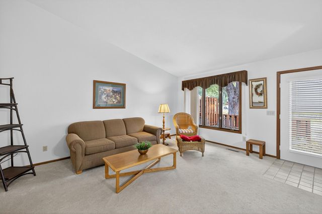 1763 3rd Avenue SW, Rochester, MN 55902