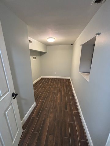 1529 S Homan Avenue, Chicago, IL 60623