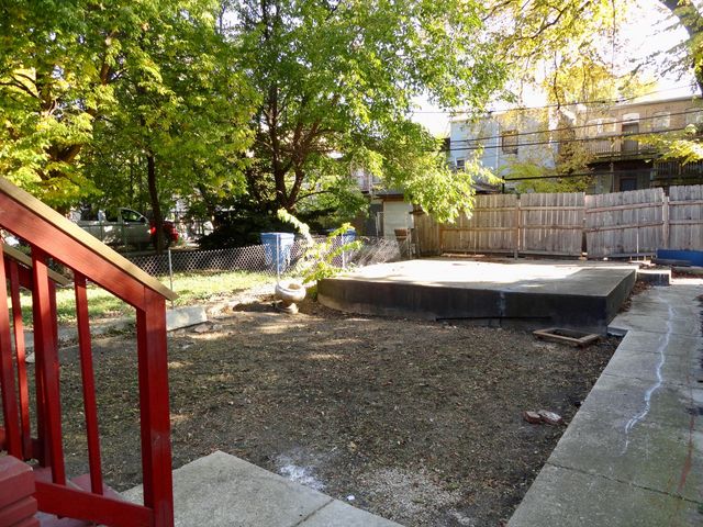 1529 S Homan Avenue, Chicago, IL 60623