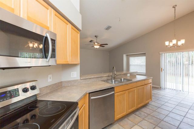 4550 ROUNDVIEW COURT, Land O Lakes, FL 34639