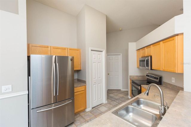 4550 ROUNDVIEW COURT, Land O Lakes, FL 34639