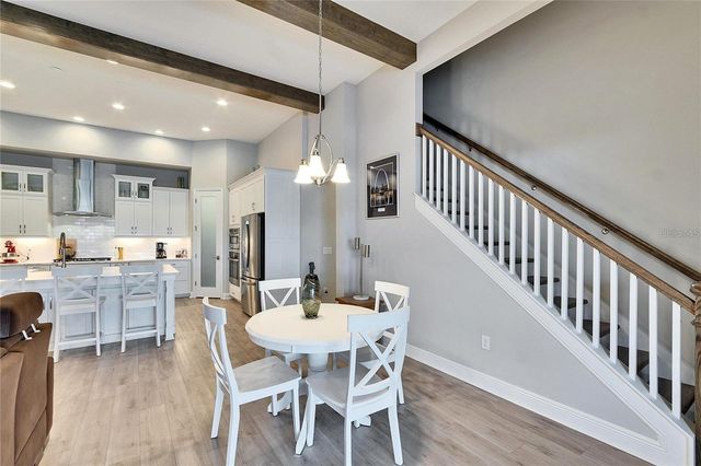 10304 MEADOWRUN DRIVE, Lithia, FL 33547