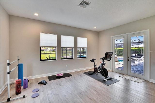 10304 MEADOWRUN DRIVE, Lithia, FL 33547