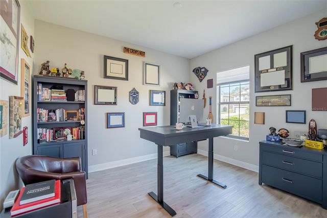 10304 MEADOWRUN DRIVE, Lithia, FL 33547