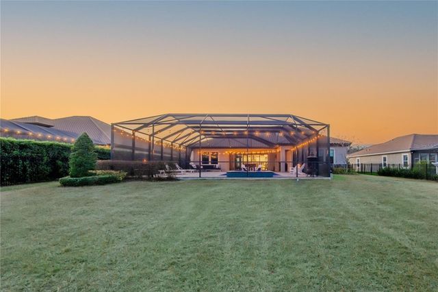 10304 MEADOWRUN DRIVE, Lithia, FL 33547