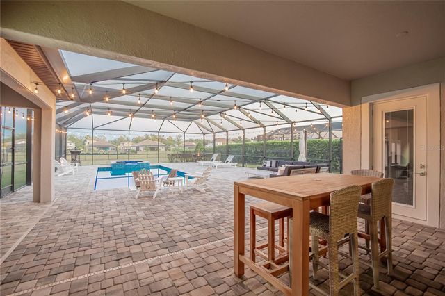 10304 MEADOWRUN DRIVE, Lithia, FL 33547