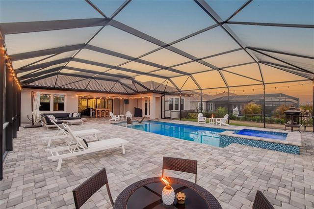 10304 MEADOWRUN DRIVE, Lithia, FL 33547