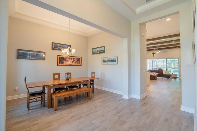 10304 MEADOWRUN DRIVE, Lithia, FL 33547