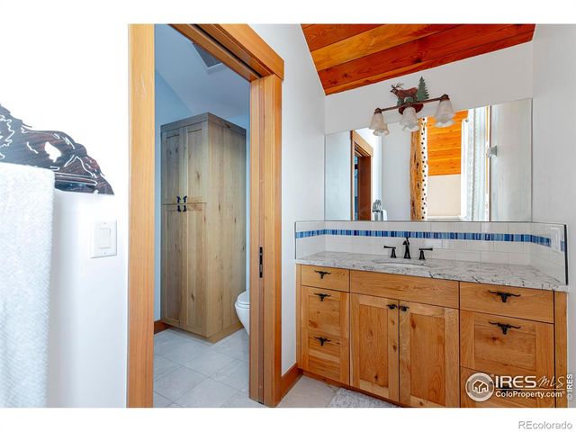 8642 Mineral Road, Longmont, CO 80503